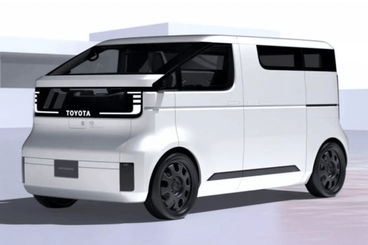 Toyota apresenta carro do futuro: elétrico, versátil e em forma de caixa