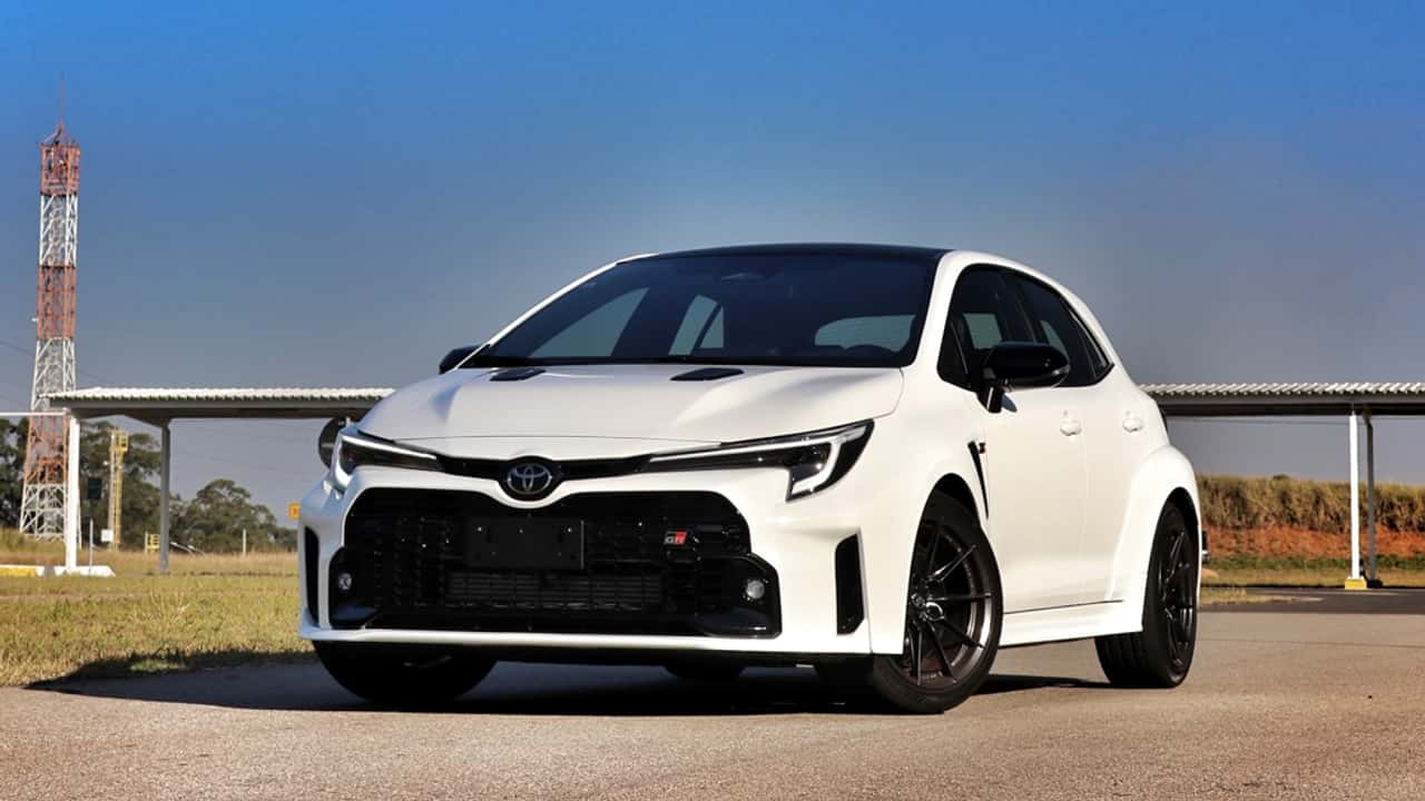 Toyota pode lançar GR Corolla com câmbio automático; será que há demanda?