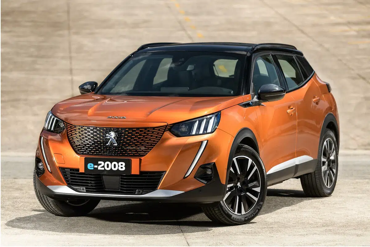 Modelo da Peugeot recebe nota baixa em teste de segurança; Stellantis enfrenta críticas