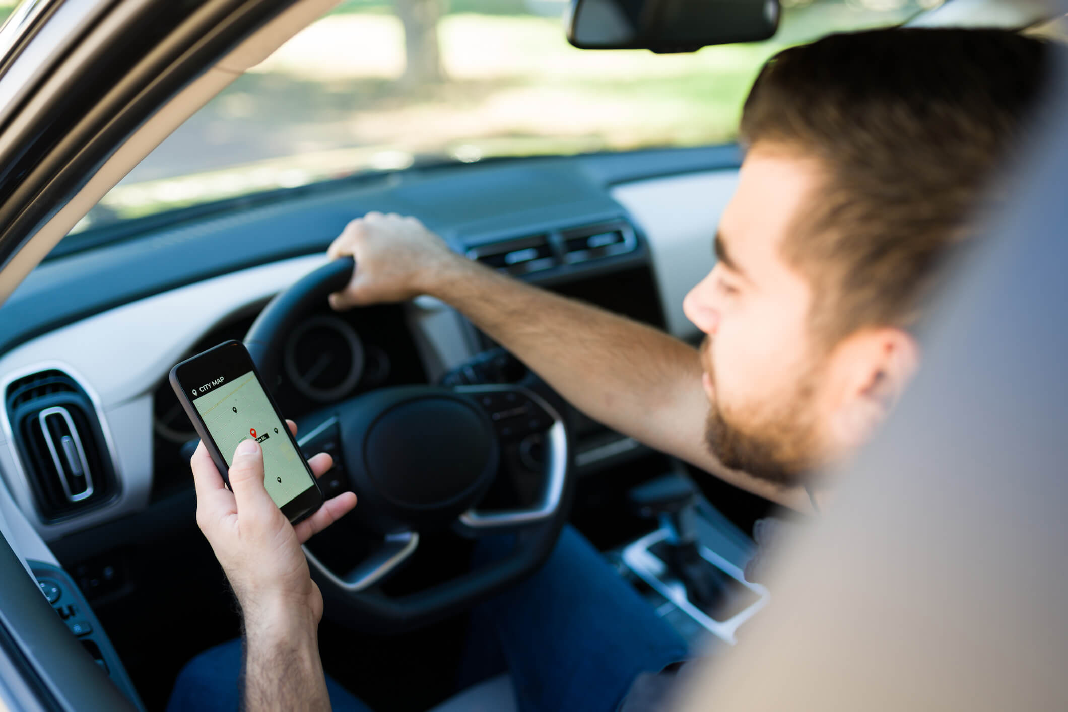 Motorista da Uber pode espelhar aplicativo no Android Auto; saiba como