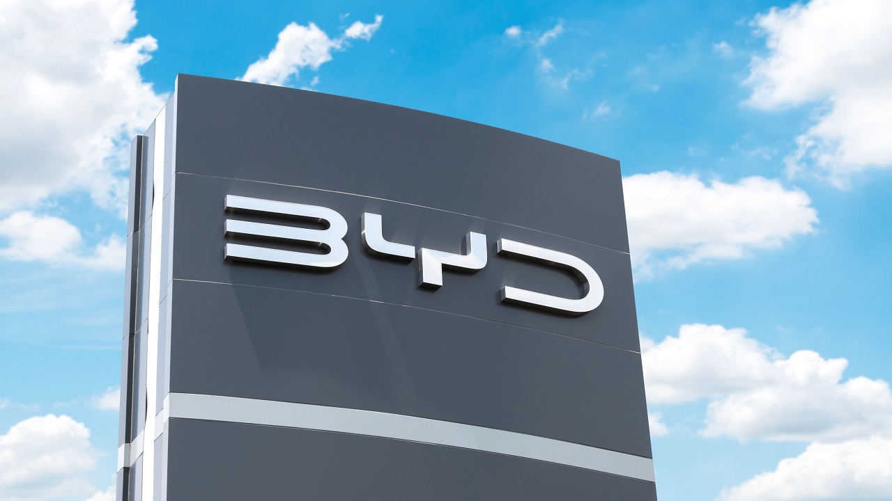 Novos híbridos da BYD com preço de Kwid podem rodar até 34 km/l