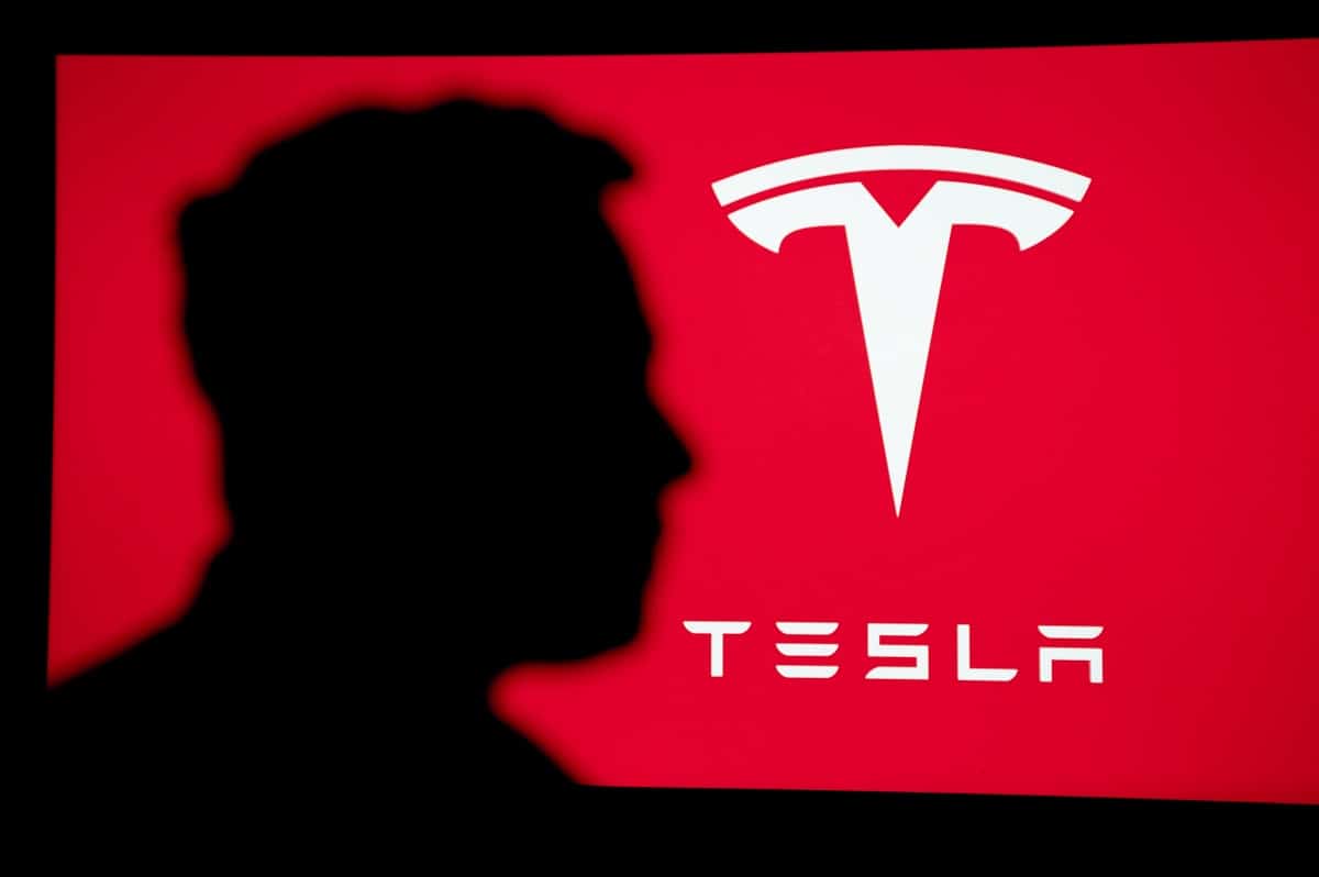 Tesla pode antecipar produção de carros mais baratos, diz Elon Musk