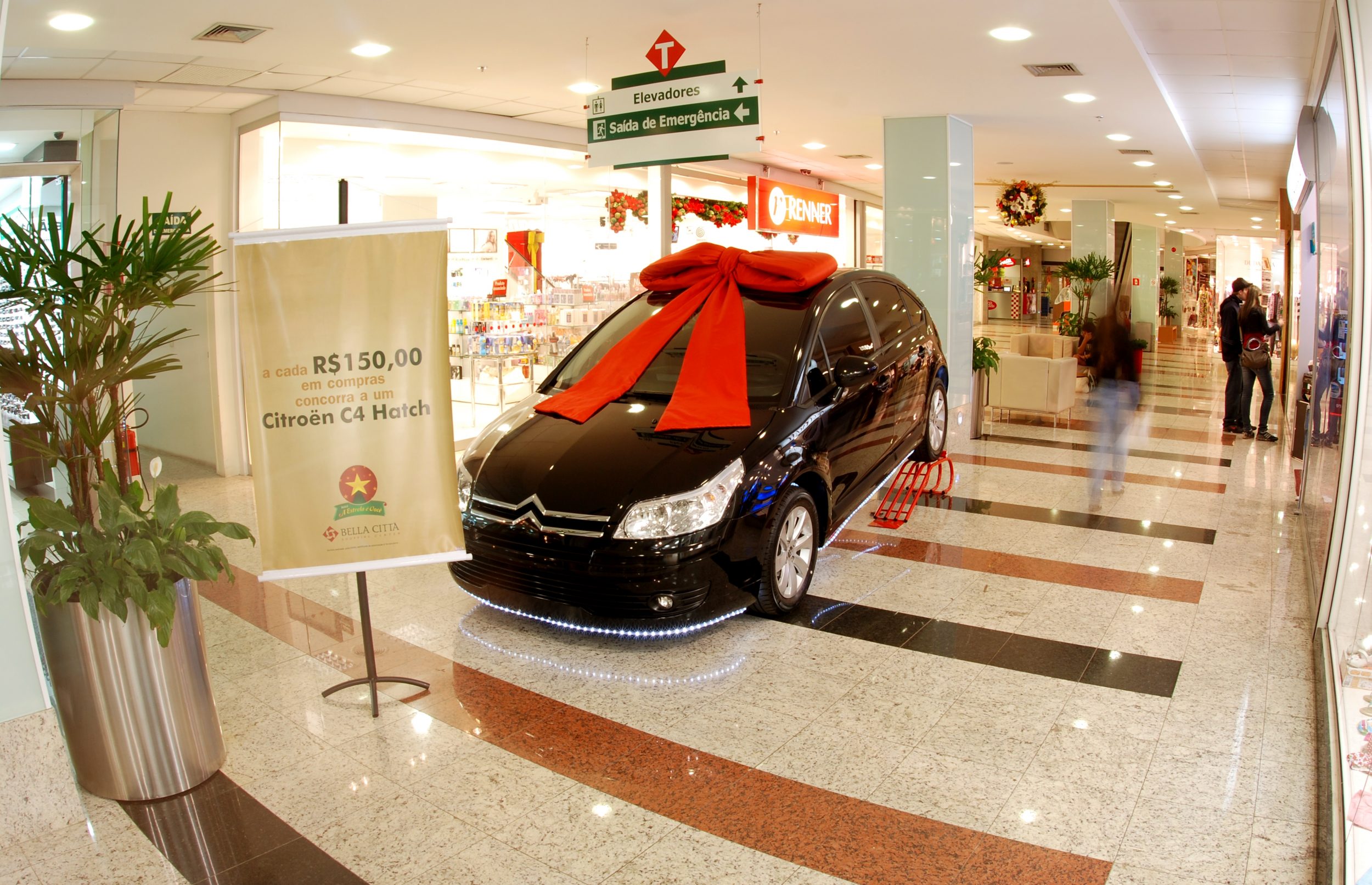 Como carros de promoção e exposição são levados para dentro dos shoppings?