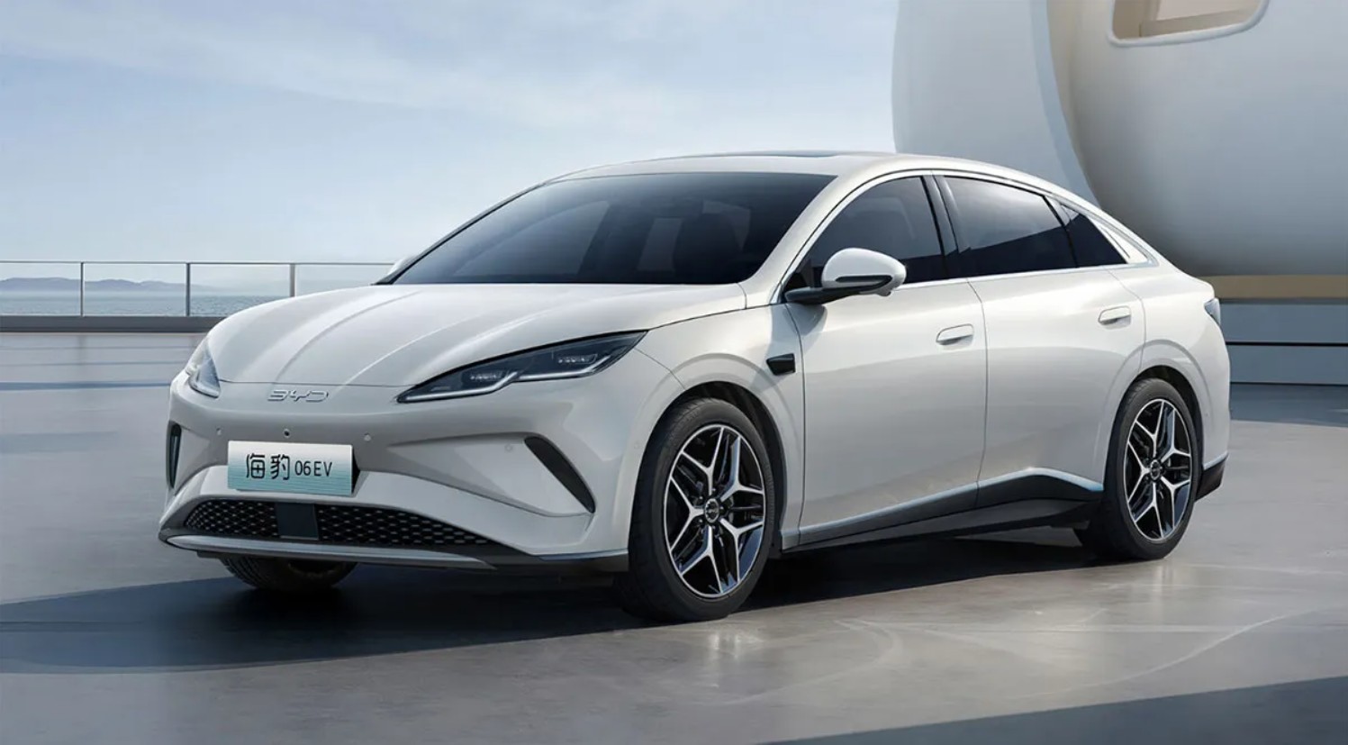BYD lança sedã elétrico luxuoso com preço de Renault Kwid