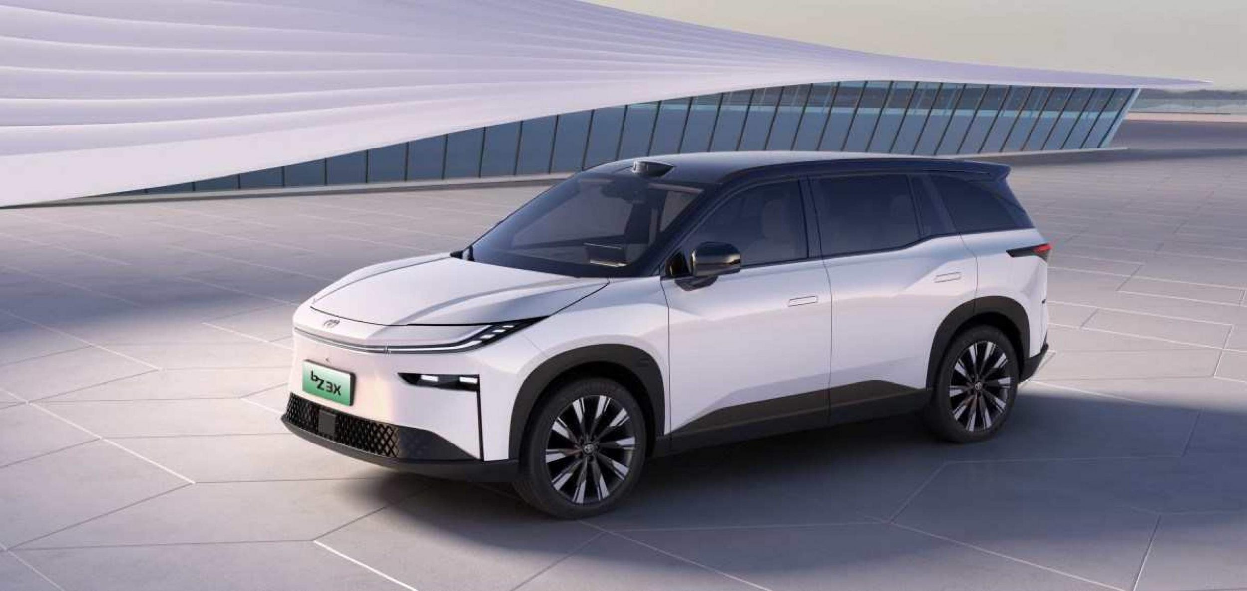 Toyota lança bZ3X, SUV elétrico abaixo de R$ 83 mil e com autonomia de 600 km