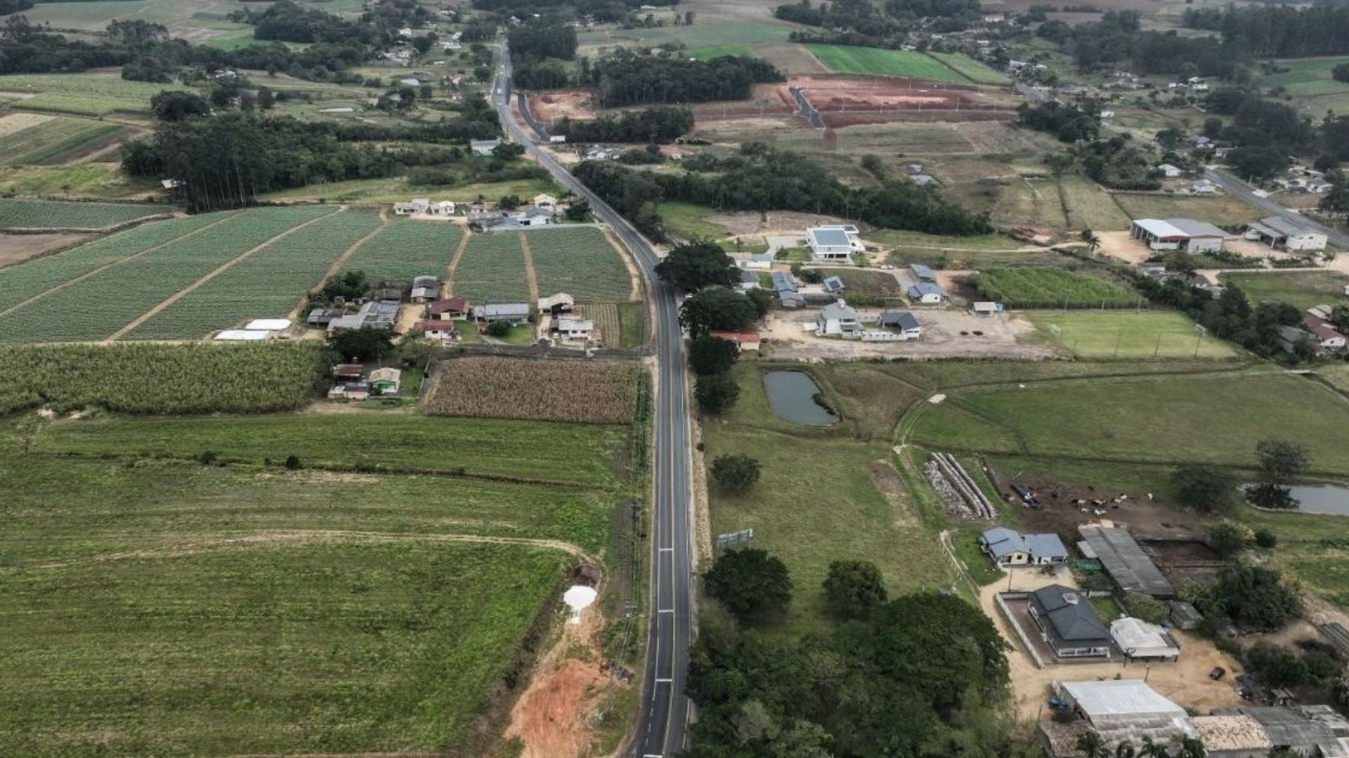 Brasil inaugura asfalto com tecnologia inédita que promete revolucionar rodovias