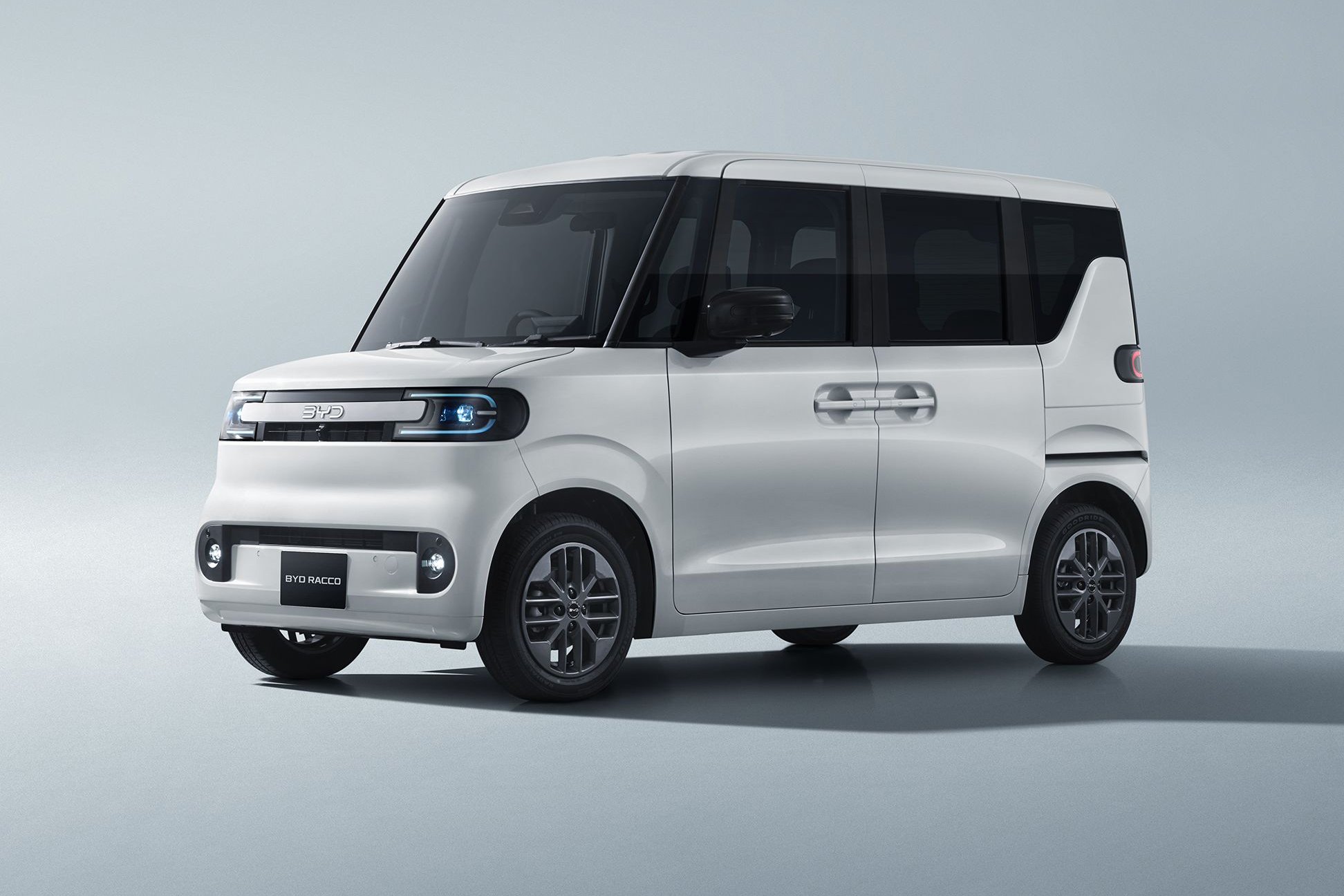 BYD apresenta minicarro com preço acessível para conquistar mercado exigente