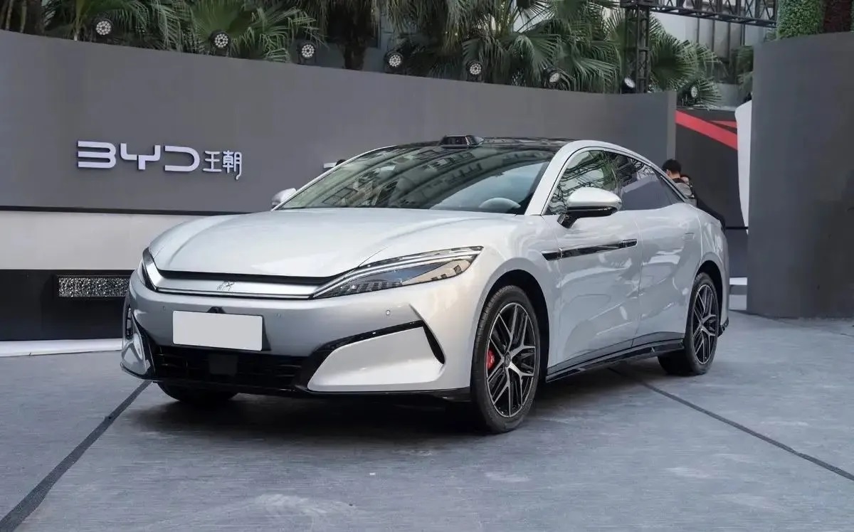 Adeus ansiedade de autonomia? BYD revela carro elétrico que roda mais de 1.000 km